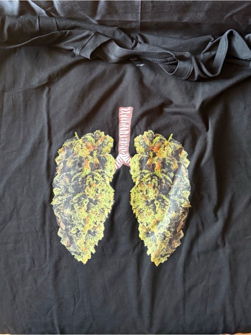 New Black Graphic Tee with Green & Yellow Nuggets Lung Design Size 3X